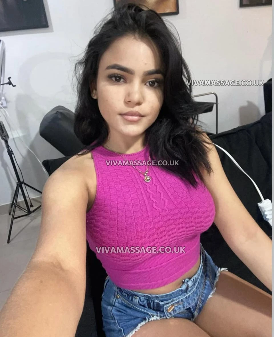 Photo 4 of NAUGHTY GIRL KATE