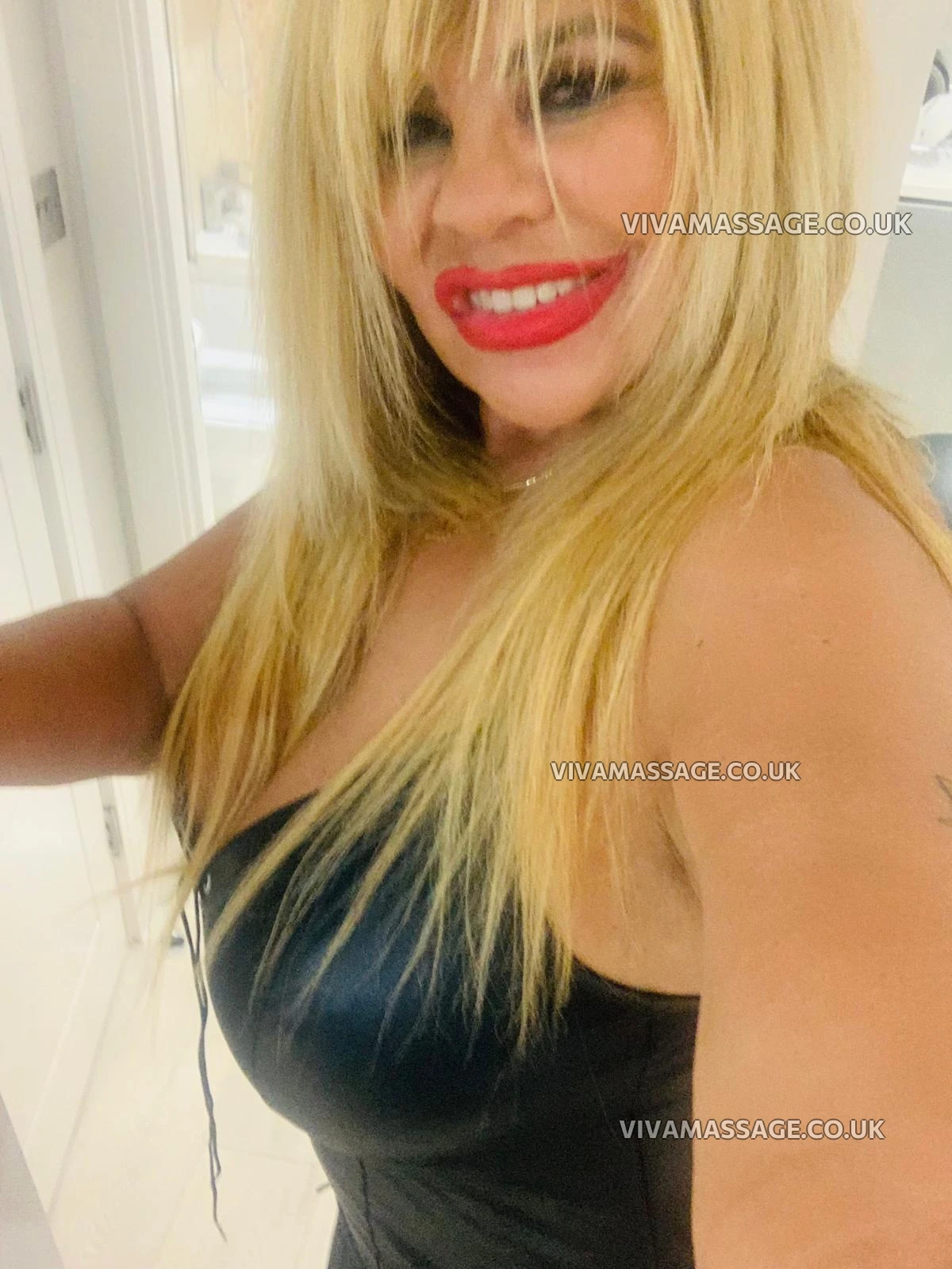 Photo 3 of Stunning Sharon 