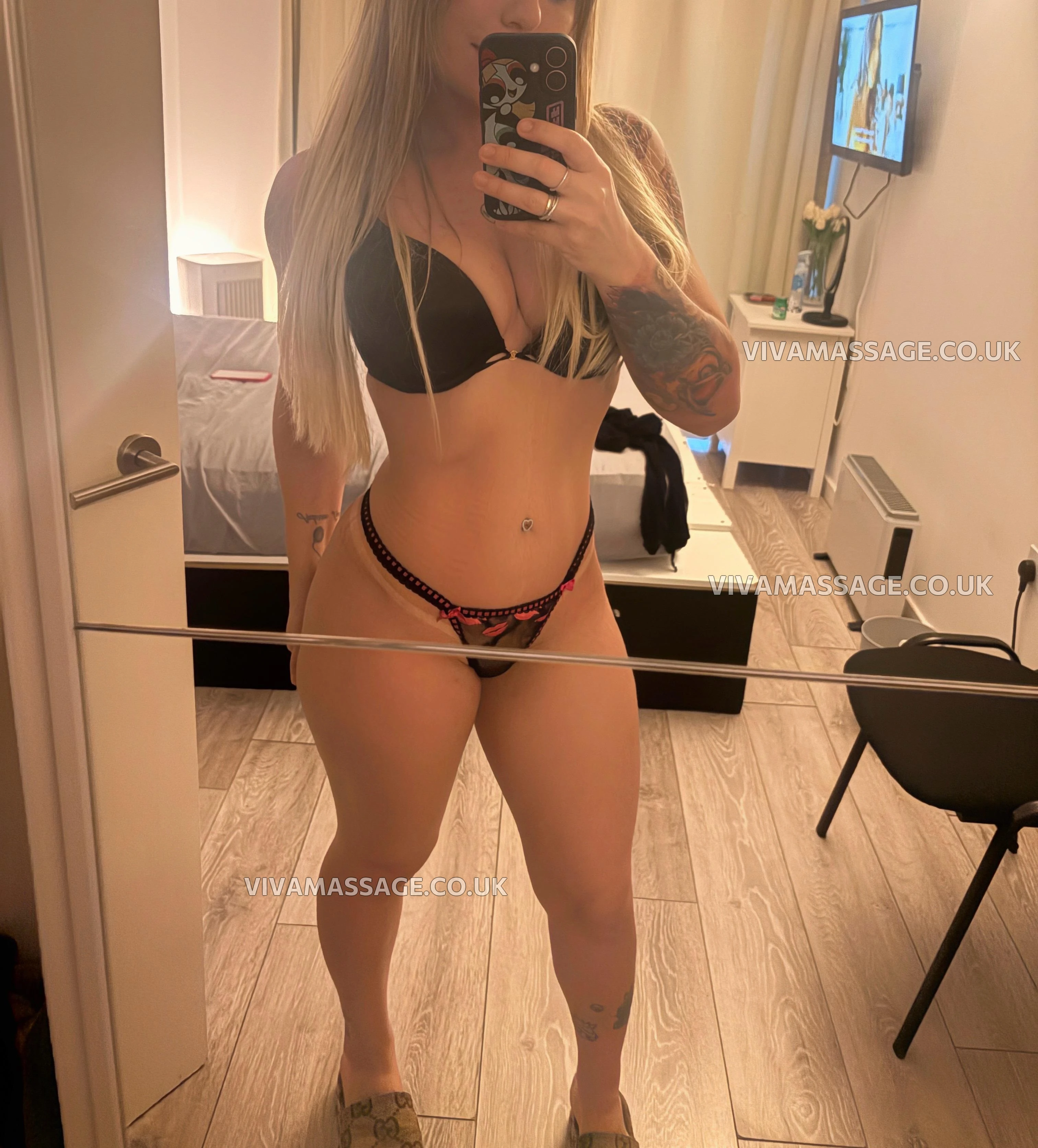 Photo 3 of LARA SEXY PARTY