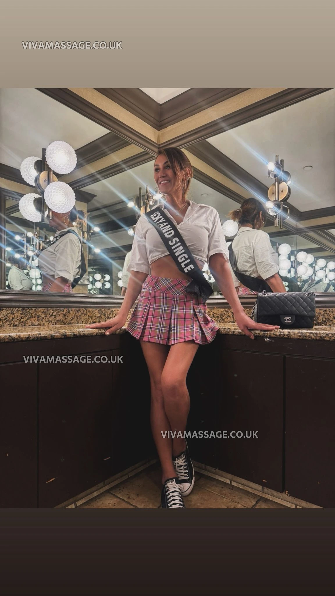 Photo 7 of REBECCA_HOT_GIRL