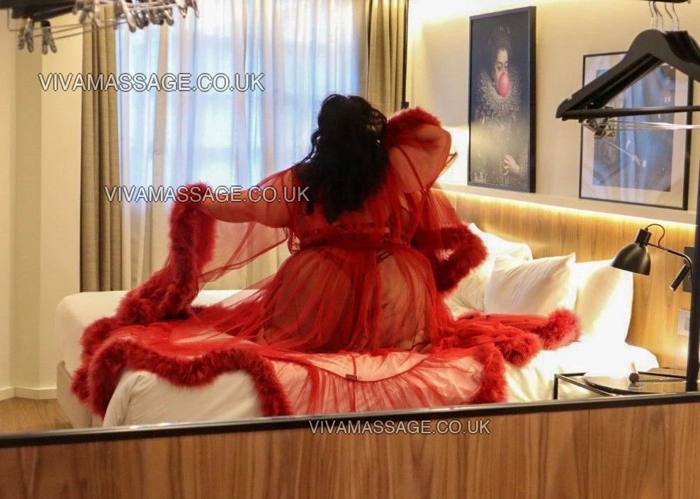 Photo 14 of VioletBBW