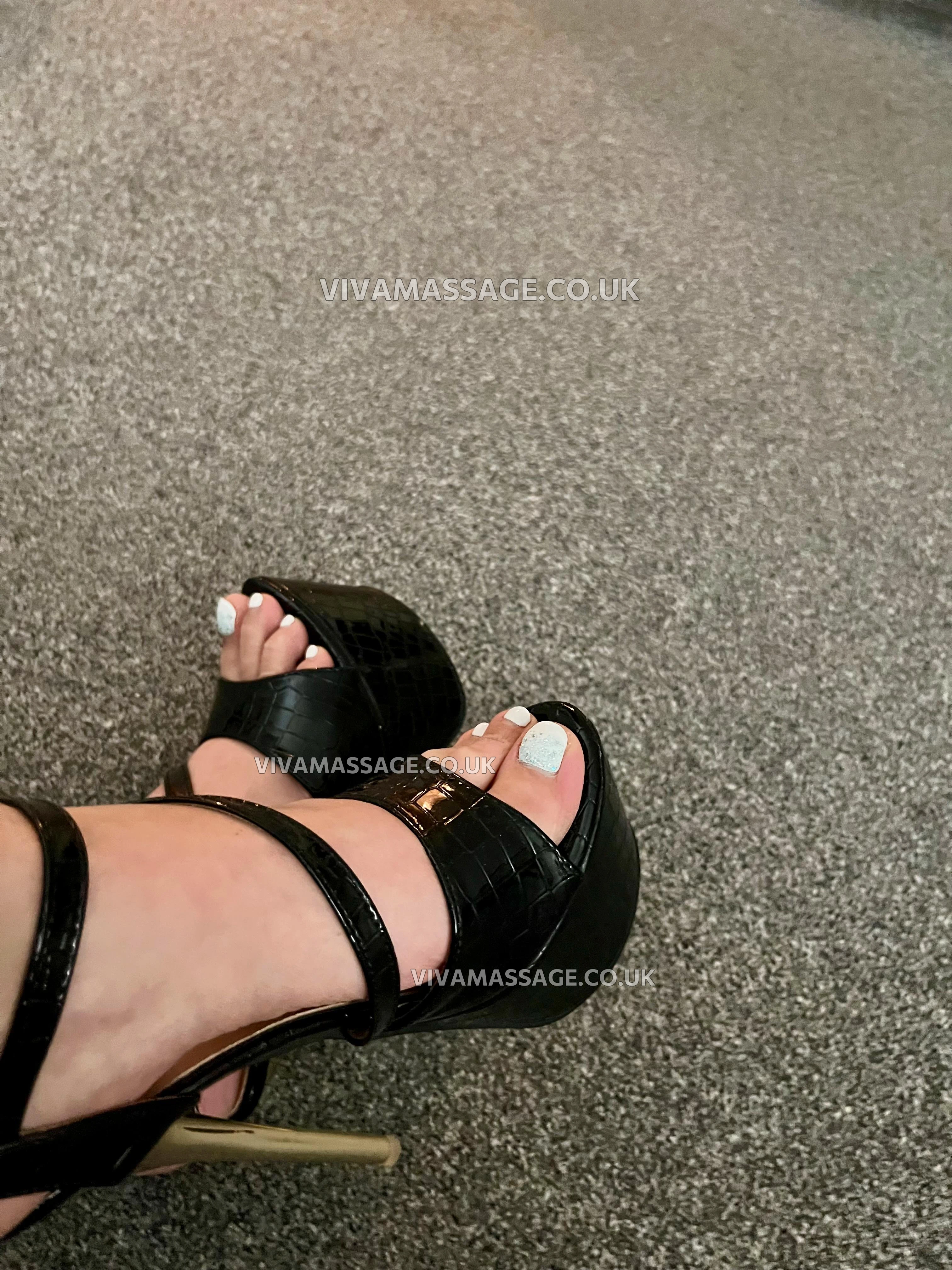 Photo 14 of Jennyfer-Morena