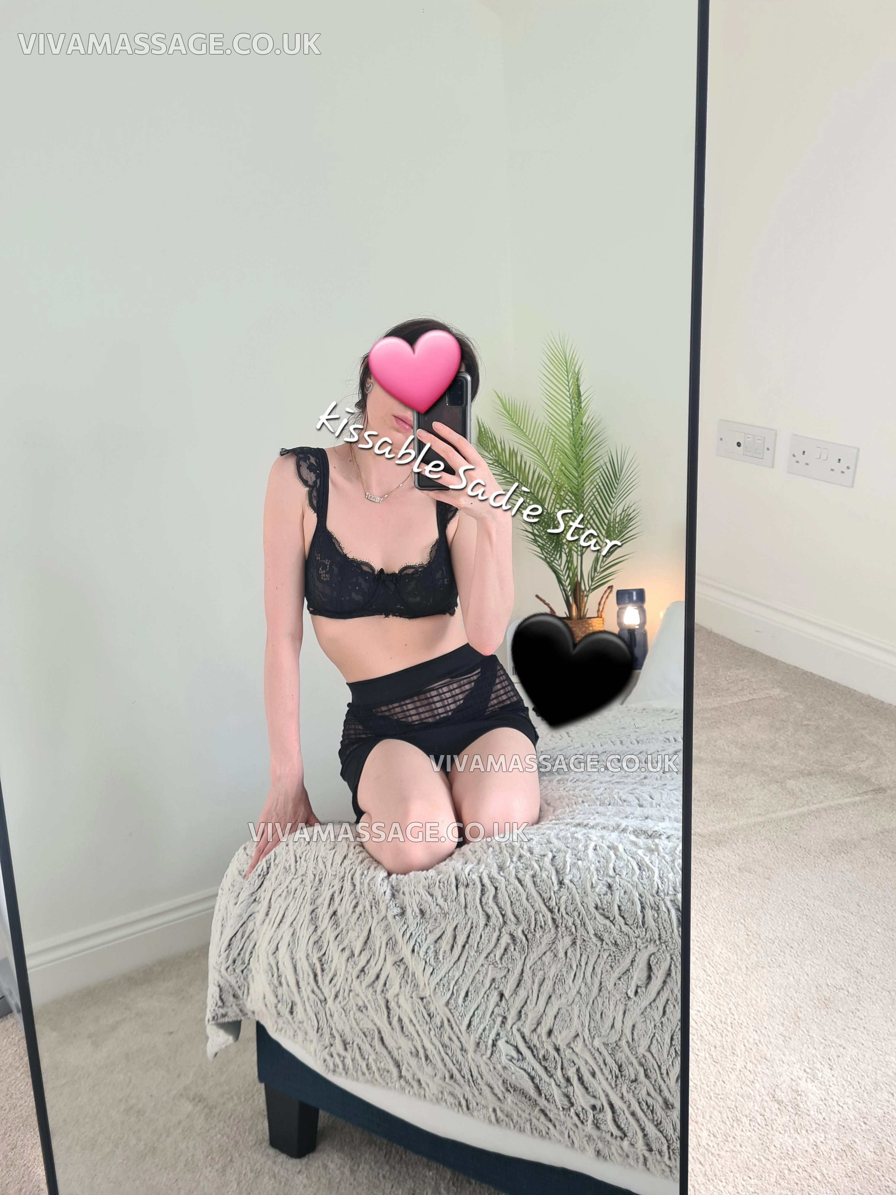 Photo 120 of Kissable Sadie Star