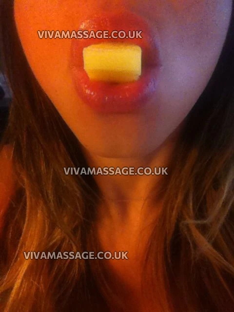 Photo 65 of Rosie_Hart