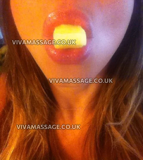 Photo 72 of Rosie_Hart