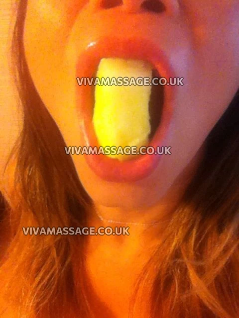 Photo 74 of Rosie_Hart