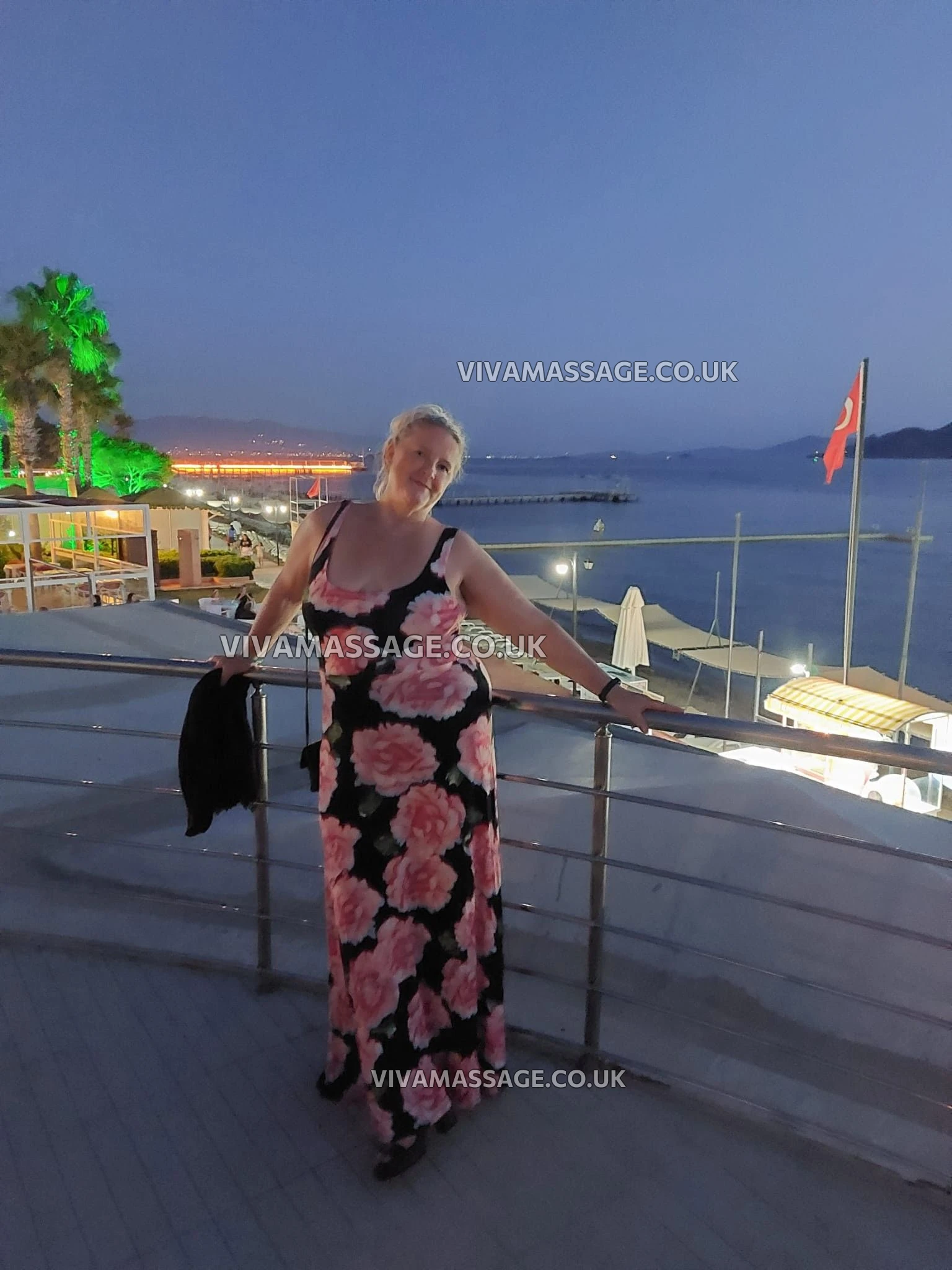 Photo 10 of Dee_Licious