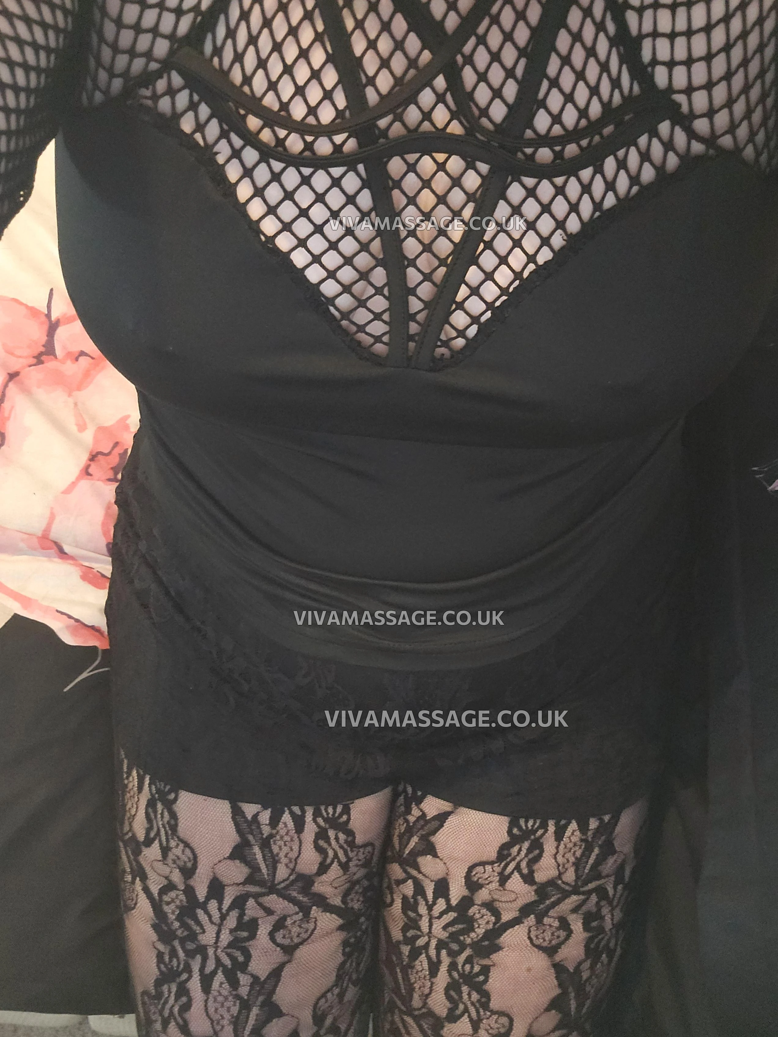 Photo 25 of HotAyrshirelass01