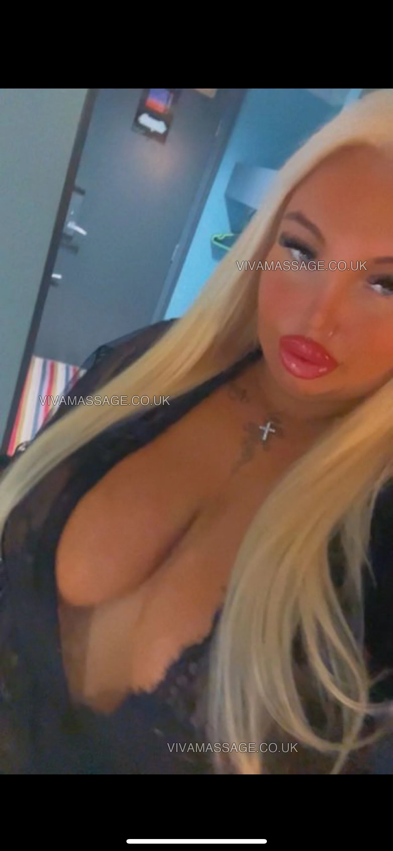 Photo 7 of Holly1471