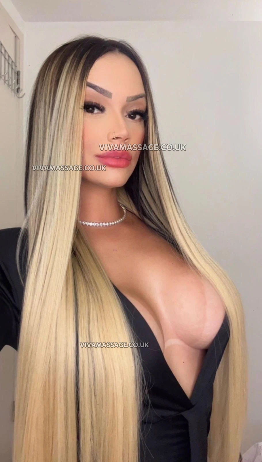 Photo 11 of GiovanaPartyGirl