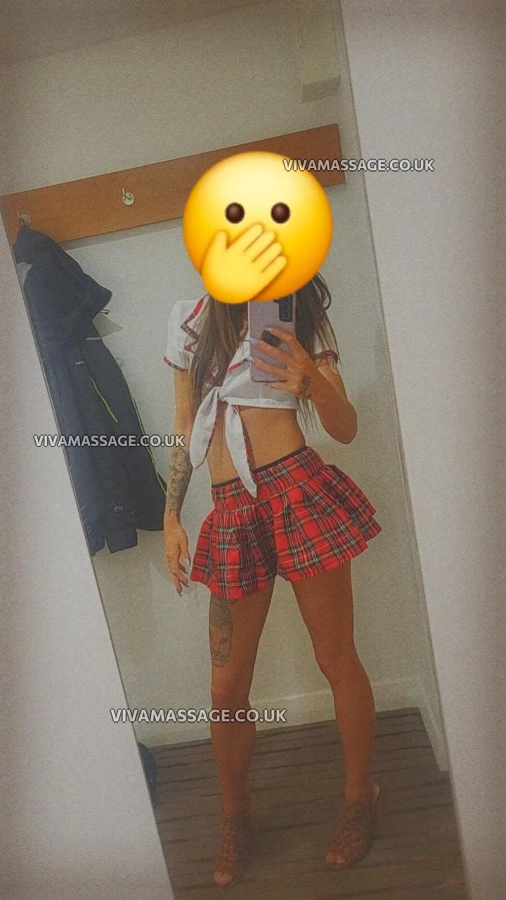 Photo 4 of LUSCIOUSLACEY24