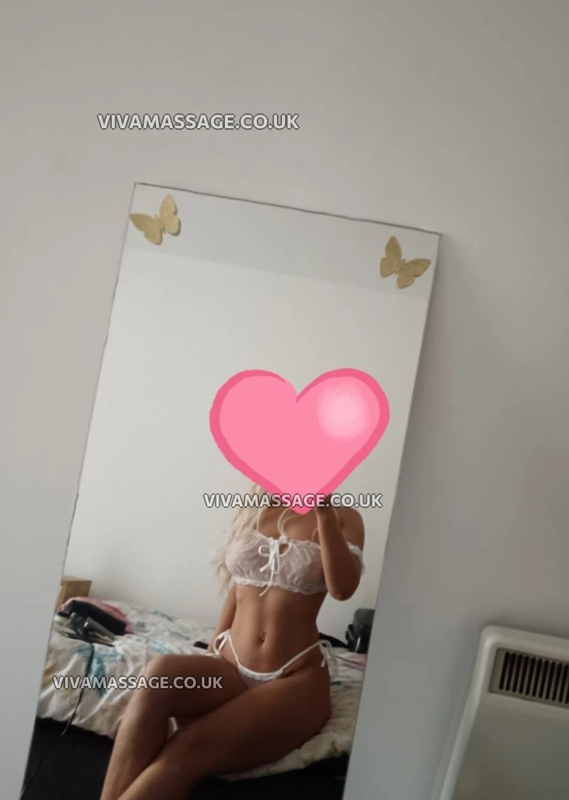 Photo 46 of MollySinn