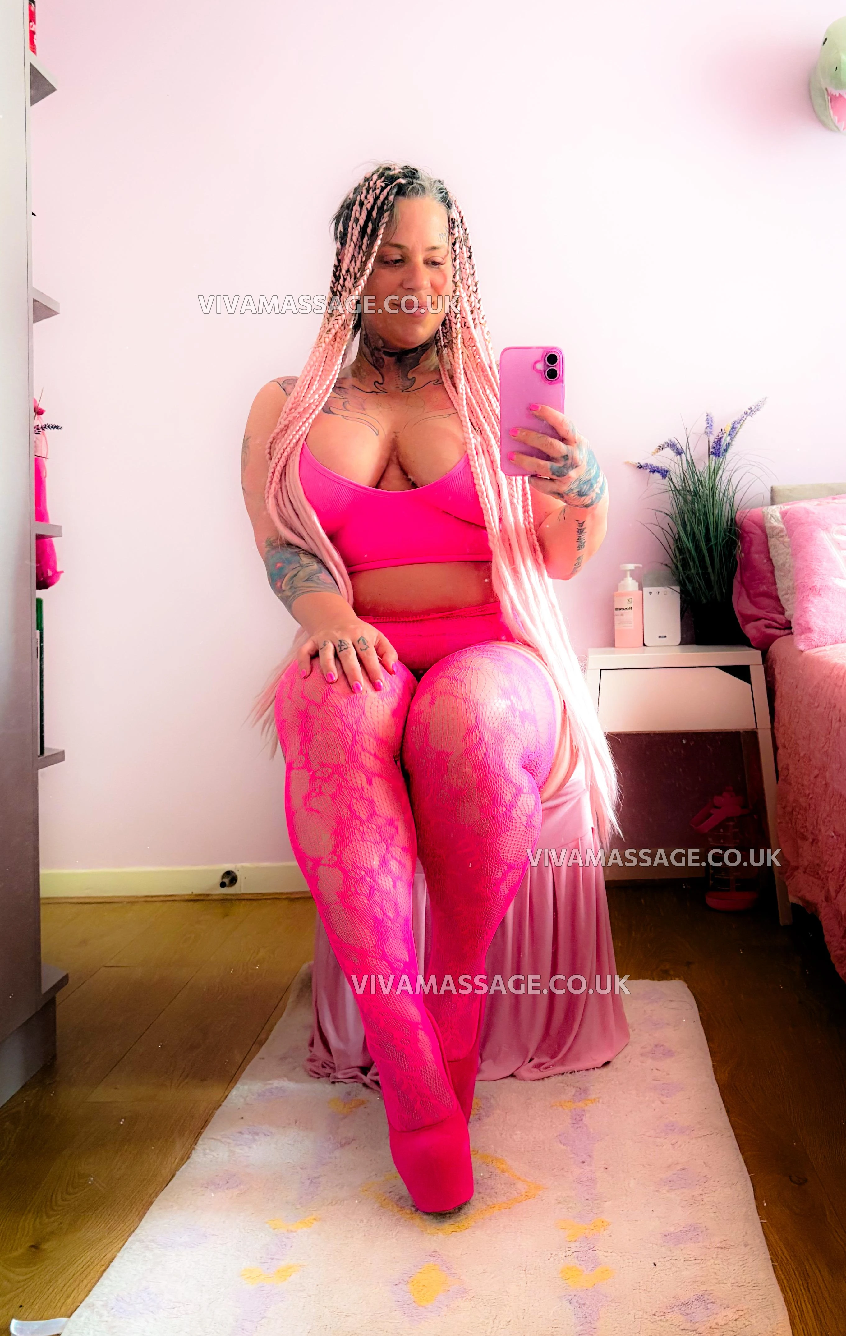 Photo 20 of ElectraPink