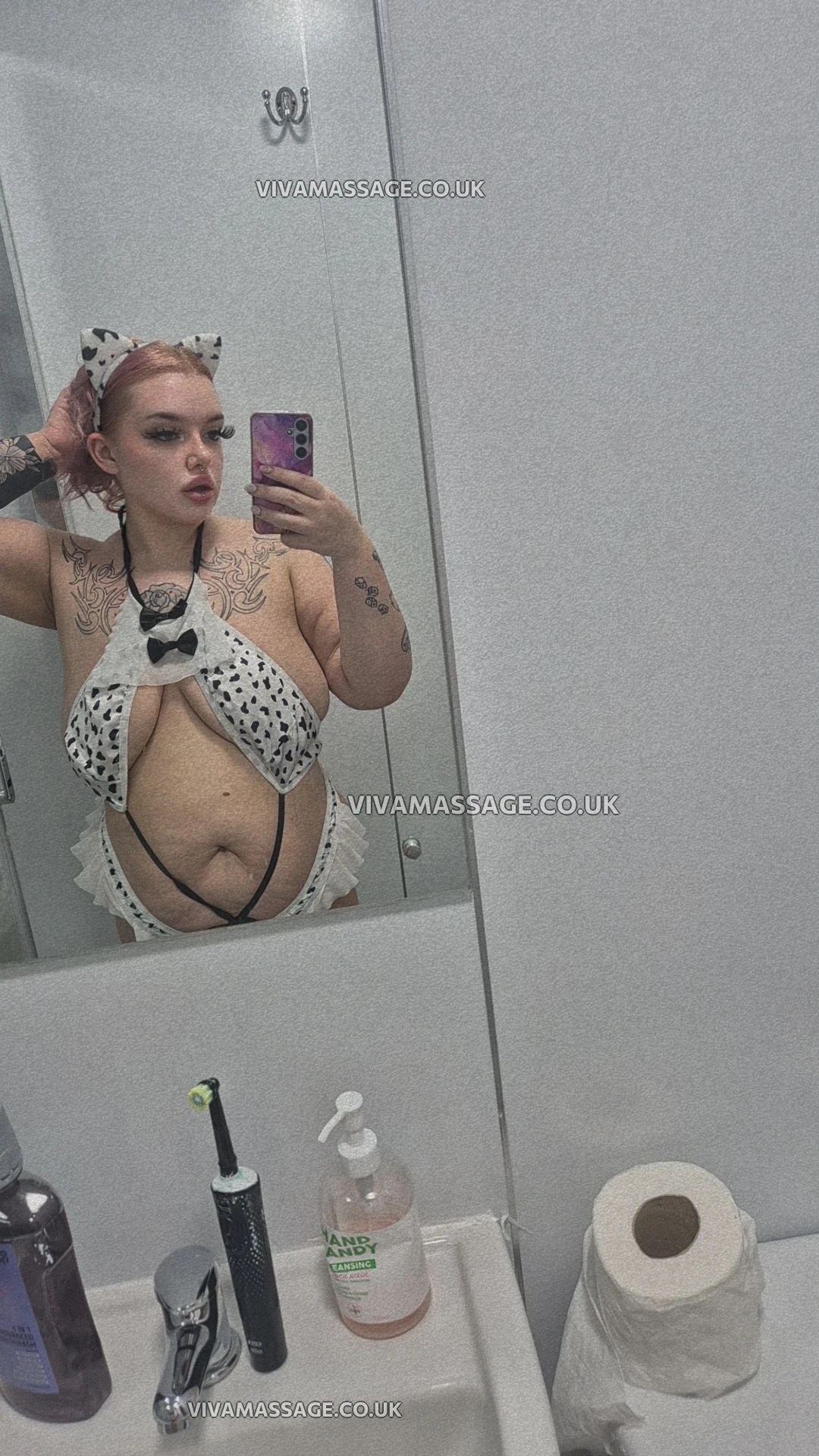 Photo 21 of ChubbyAltBabe