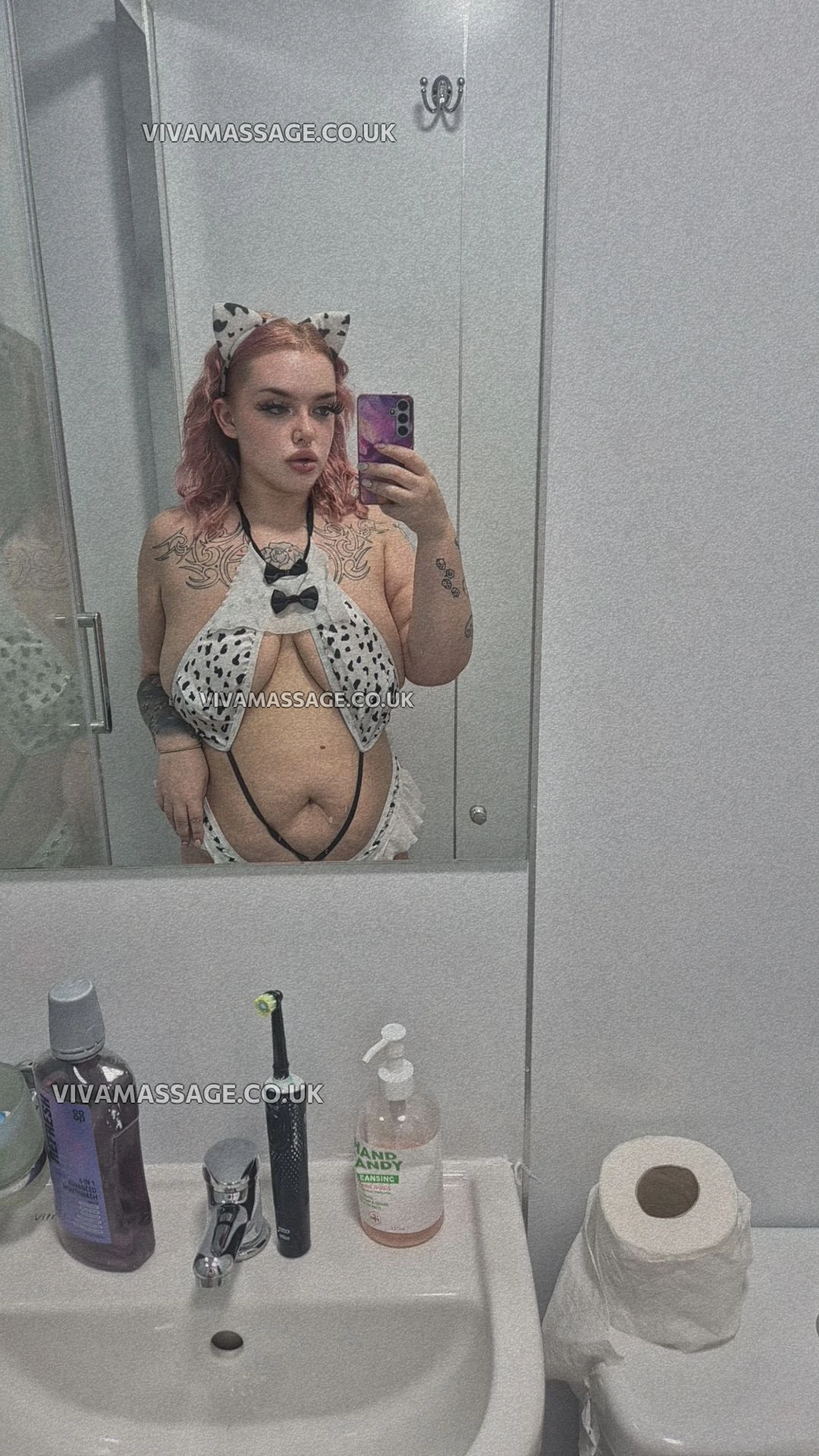 Photo 22 of ChubbyAltBabe