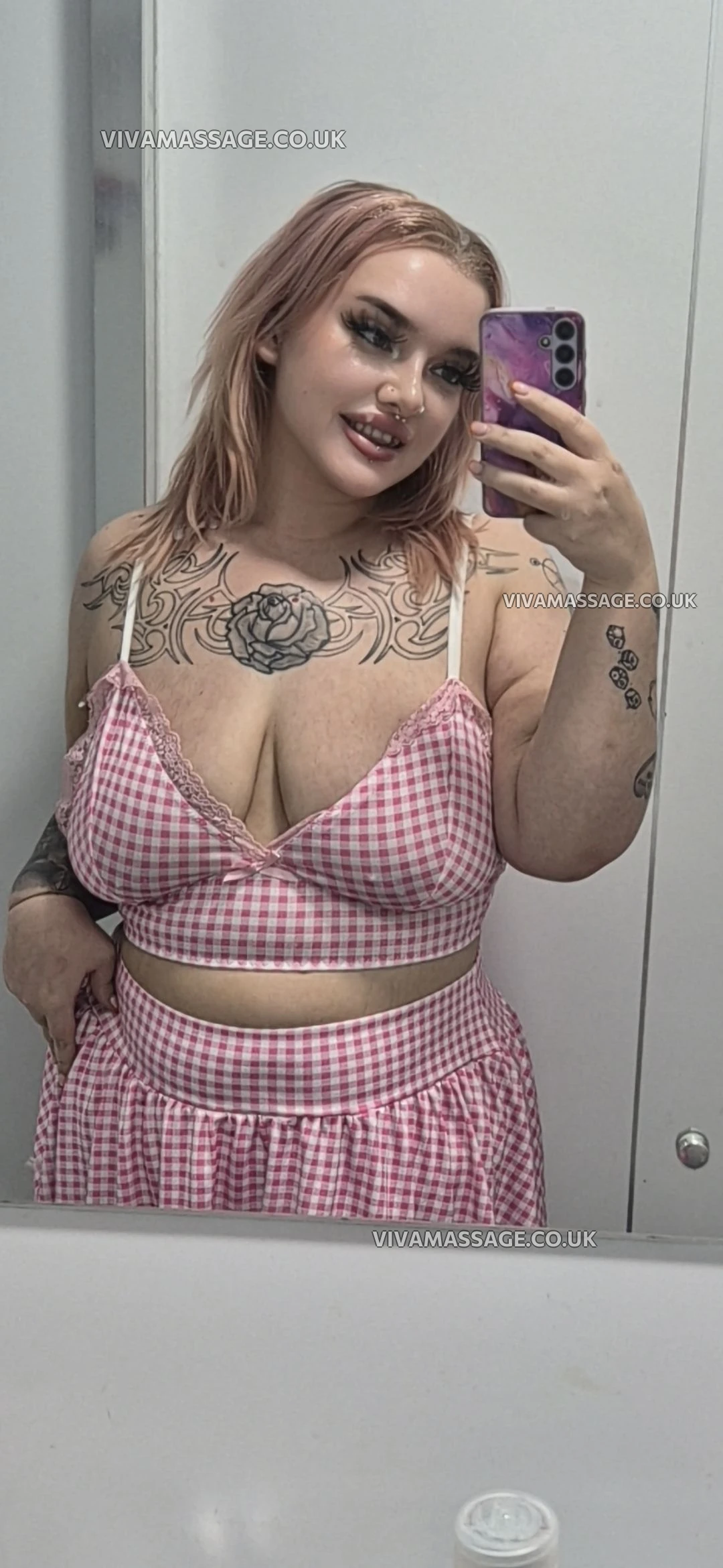 Photo 37 of ChubbyAltBabe