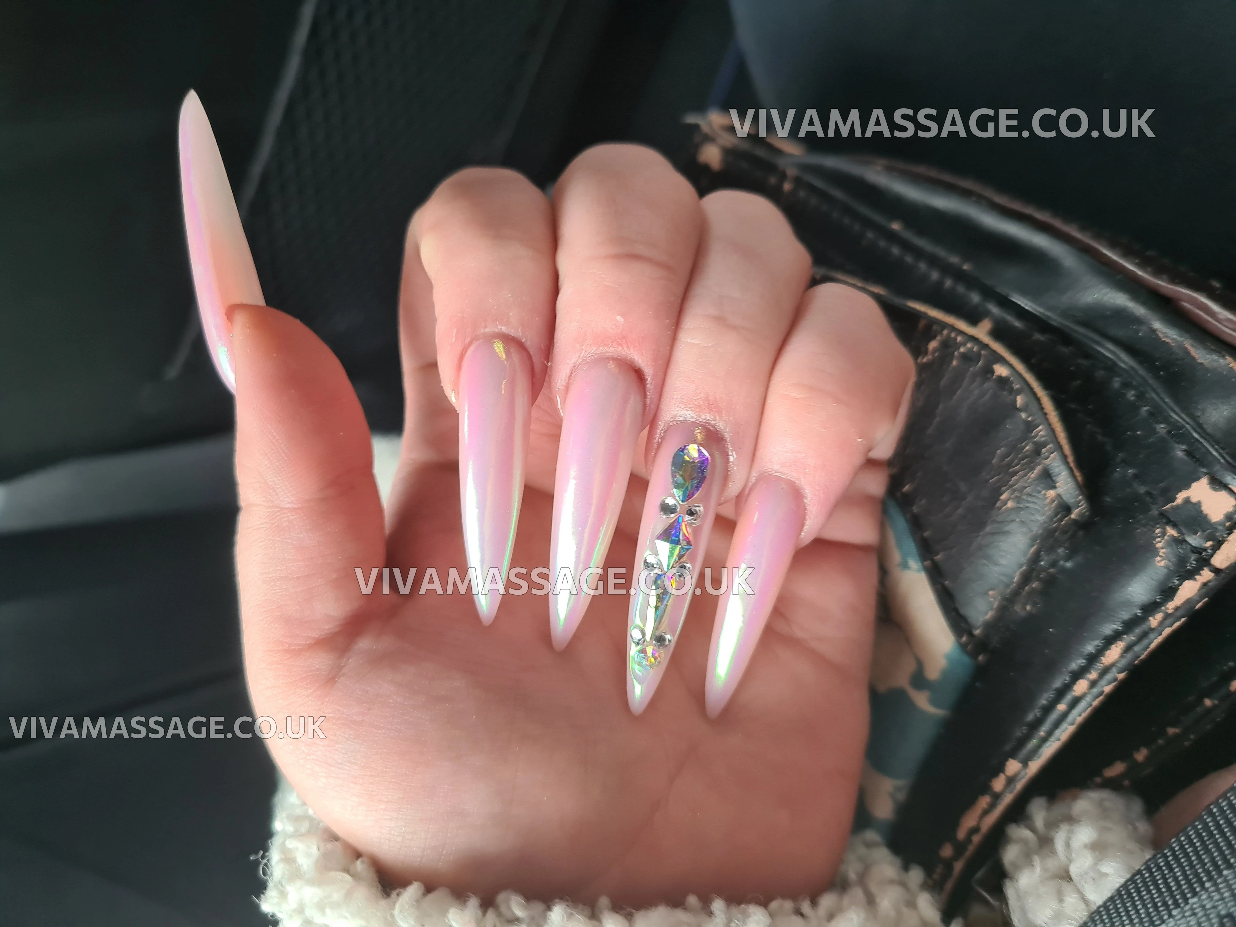 Photo 6 of ChubbyAltBabe