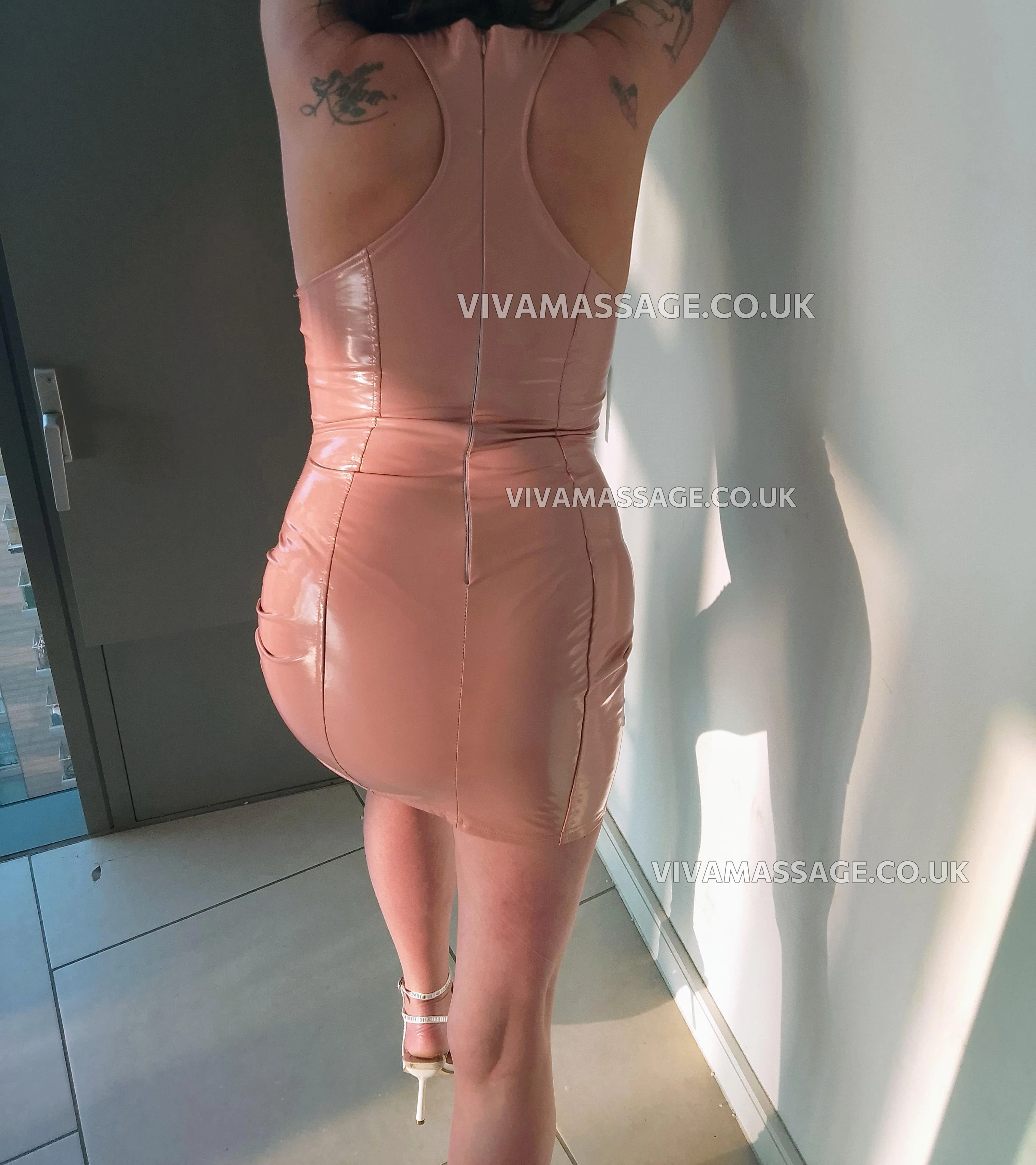 Photo 4 of Fun English Jade