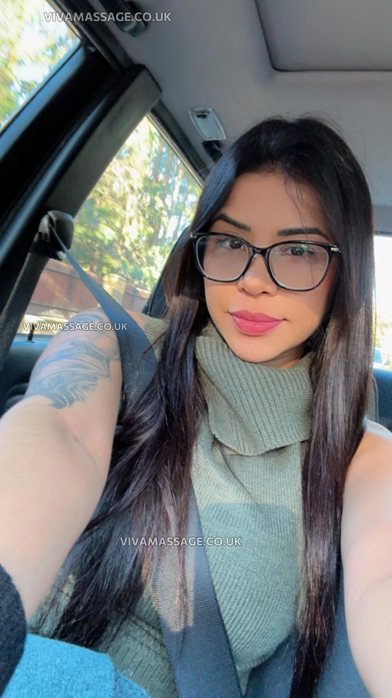 Photo 5 of JULIA+LATINA