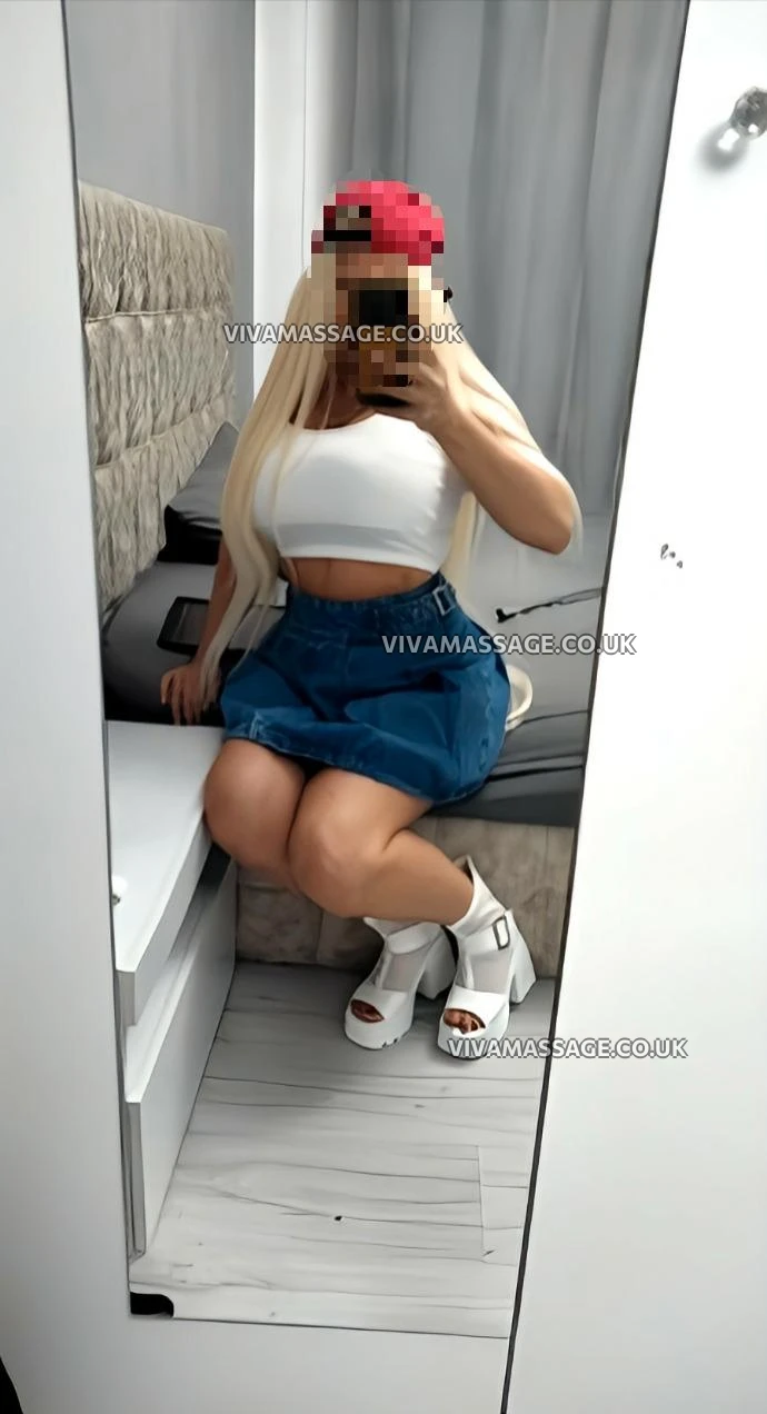 Photo 1 of desire_Cindy