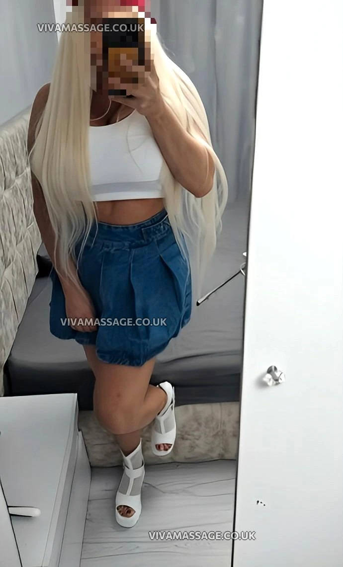 Photo 1 of desire_Cindy