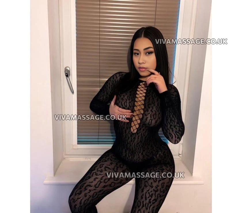 Photo 7 of Alice Trivellatto