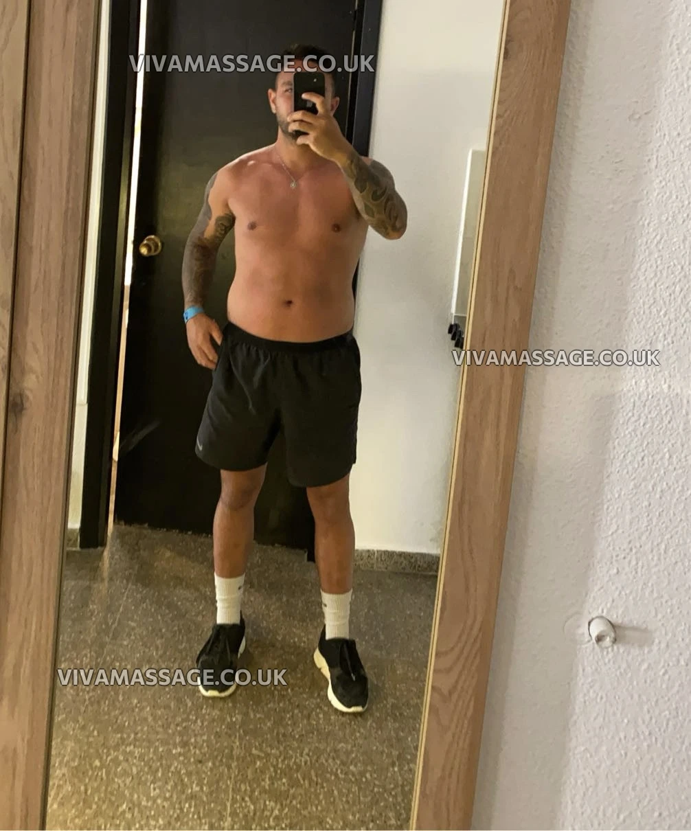 Photo 3 of Loverboy76